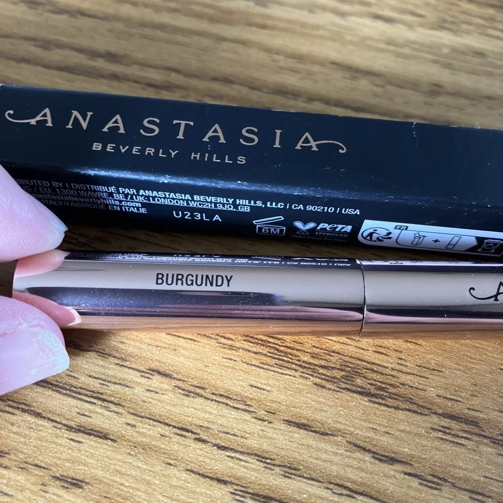 Anastasia Beverly Hills Liquid Liner Eye Liner Burgundy FULL SZ RARE new in Box